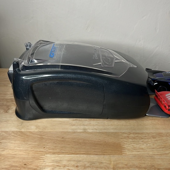 Disney Store Cars 3 Pit Crew Launcher Set Lightning McQueen Jackson Storm Race - Picture 10 of 16